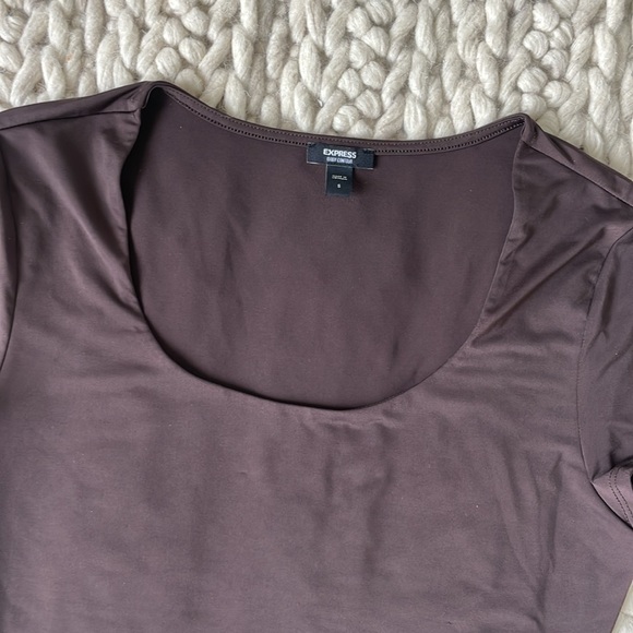 Express Body Contour Short Sleeve Bodysuit in Brown - Size: S - Picture 3 of 3